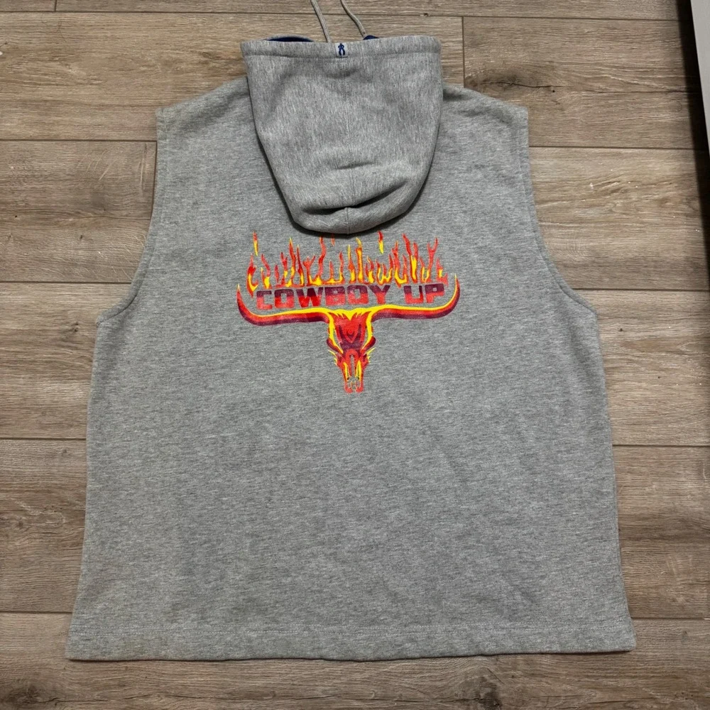 Cowboy Up Mens XL Sleeveless Full Zip Hoodie Gray Flaming Bull Graphic Vest y2k - Picture 1 of 9